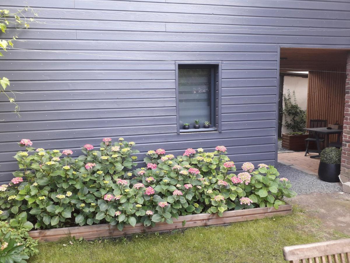 Studio avec jardin et stationnement gratuit à Rouen Exterior foto